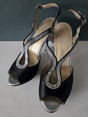 CAPARROS💫 Crystal-Satin Slingbacks Sz 7.5